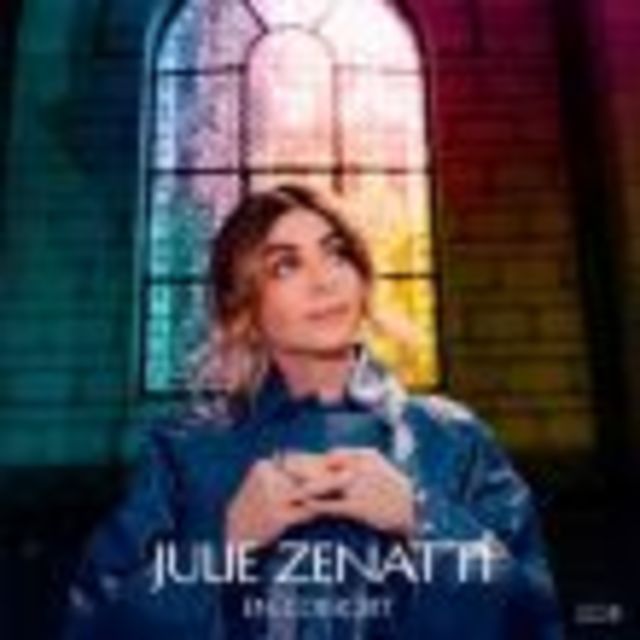 JULIE ZENATTI