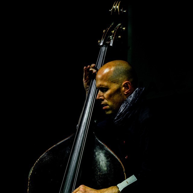 Chris Jennings — Solo Contrebasse