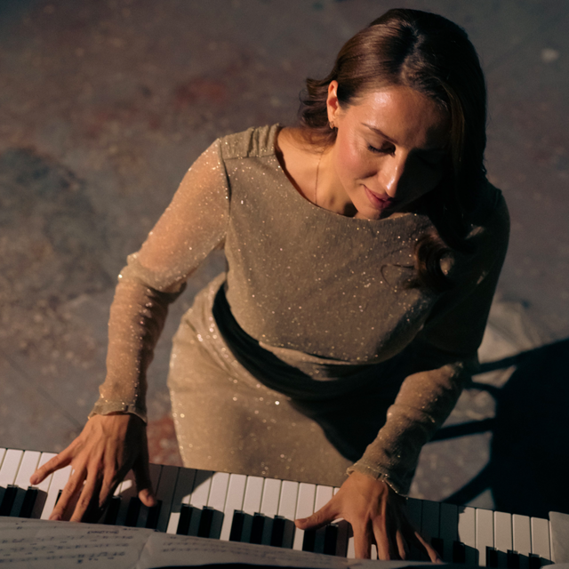 Big julia perminova trio 1