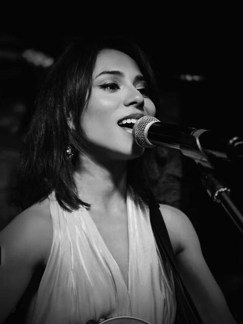 Big cafe concert nicole skaya 1